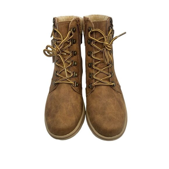 Cliffs by White Mountain Hearty Hiking Boot - Women's, color: tan, Size: 8.5 - Picture 3 of 8